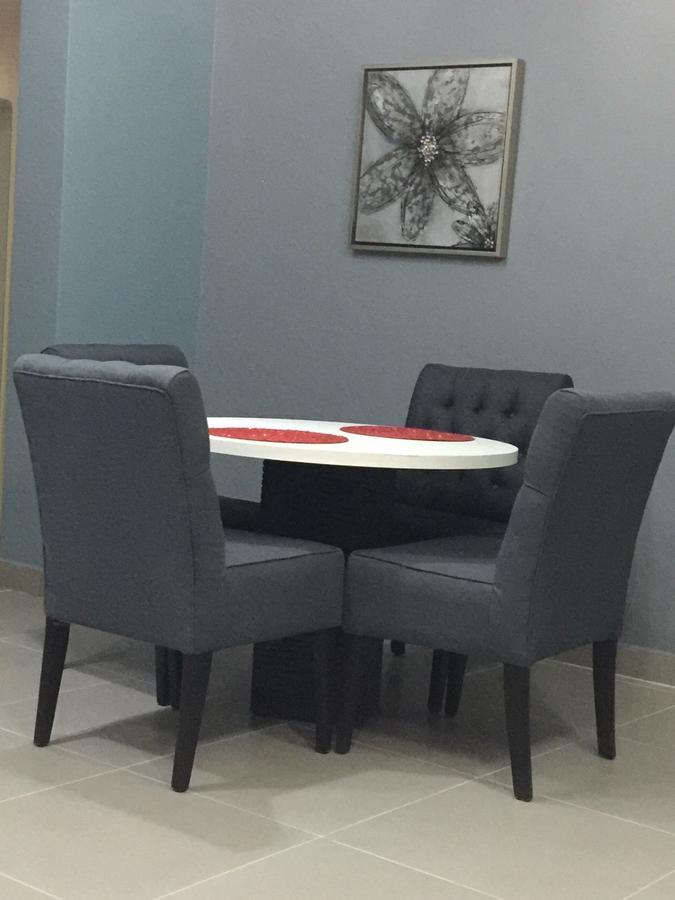Nigus House Lekki Hotel Lagos Bagian luar foto
